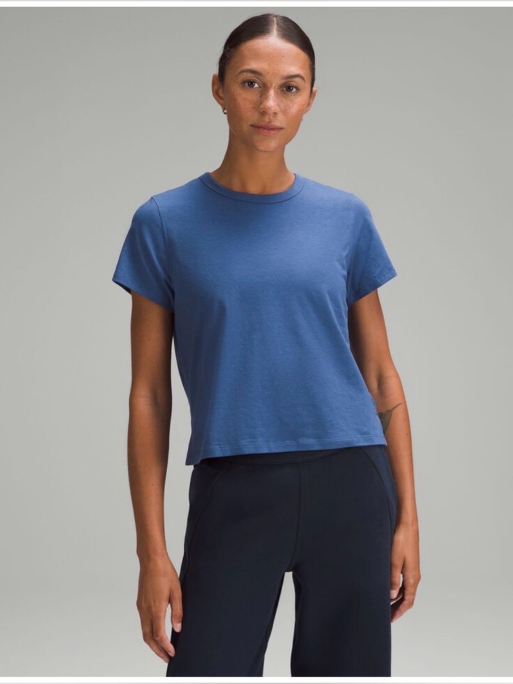 Lululemon Classic-Fit Cotton-Blend Short Sleeve T-Shirt Size 6 Small Pitch Blue